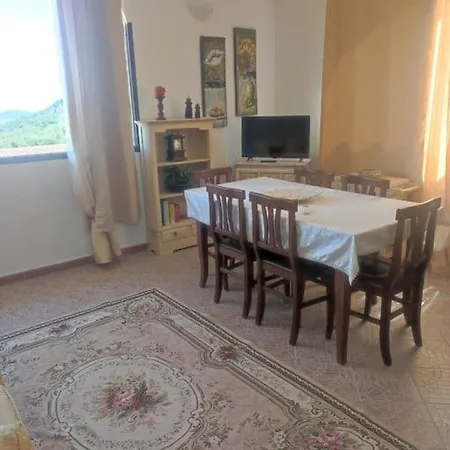 Appartamento Mono Lu Lioni